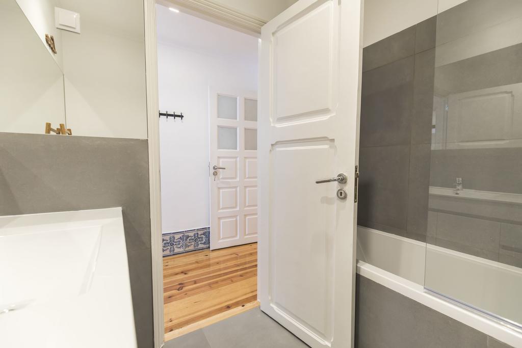 Lovelystay - Downtown Magnificent Flat リスボン エクステリア 写真